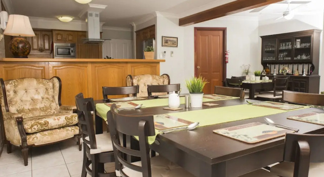 Двухместный номер Standard с балконом Ainslie Manor Guest House