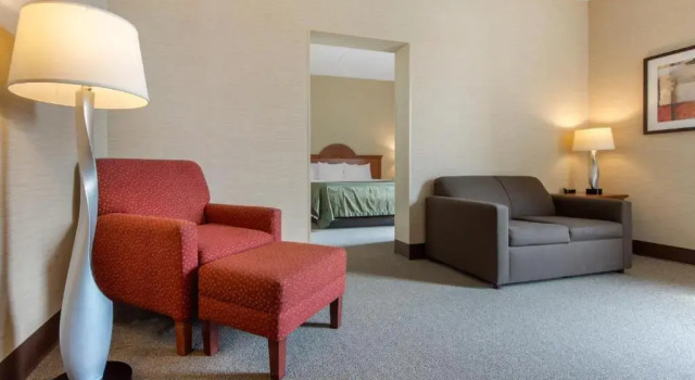 Люкс Quality Inn & Suites Mansfield