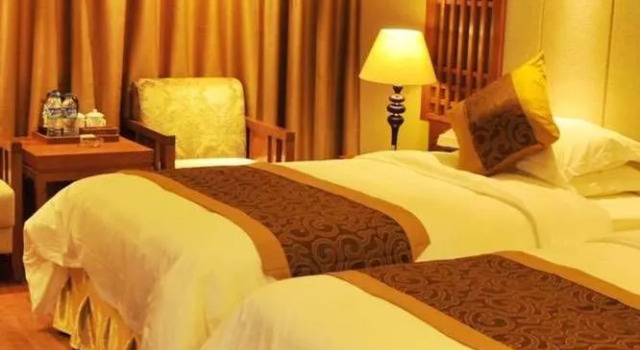 Xishuangbanna Harbour Side International Hotel, Buchen Sie Hotel Hotels in Yunnan mit Parkplatz, Parkplätze