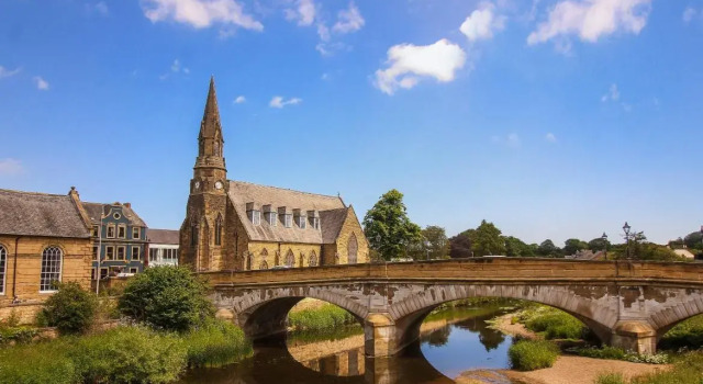 NEW Cottingburn House, Buchen Sie Hotel Hotels in Schottland mit Parkplatz, Parkplätze