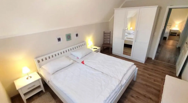 Коттедж Strandburg Modern Retreat