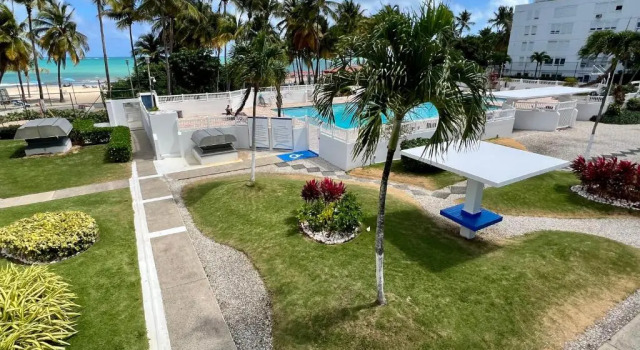 Апартаменты Hobie Oceanfront apartment at Isla Verde