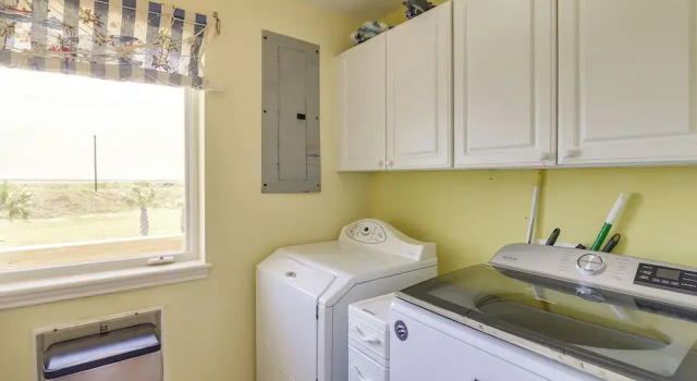 Коттедж Beach Access: Renovated 'casa Bonita Surfside'