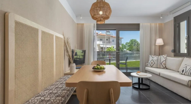 Alpe Luxury Accommodation, Забронировать Отель  