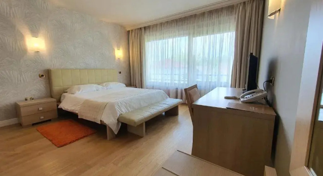 Hotel Sunny Hill, Забронировать Отель Клуж-Напока Клуж