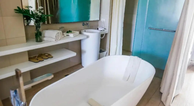 Номер Deluxe с видом на море Misibis Bay