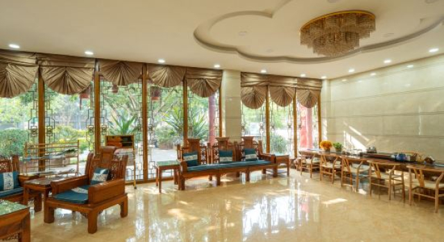Zhenyuan Longrui Hotel