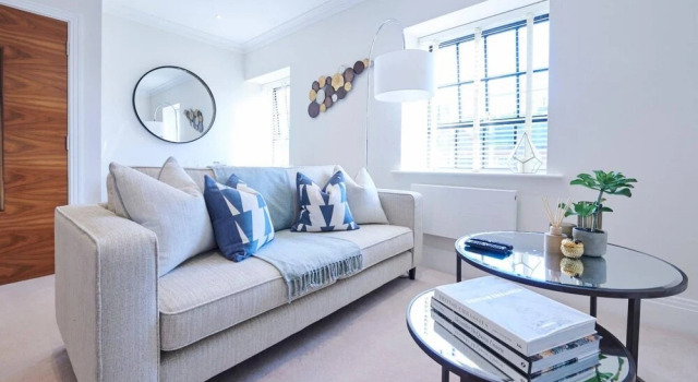 Contemporary Two Bedroom Apartment By The River, Varaa Huoneisto Asunnot kohteessa Merseyside, Huoneisto