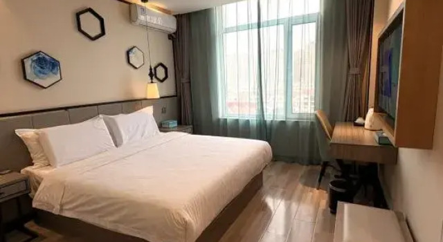 Люкс Xian-Qingya Hotel (Hohhot Wanda Plaza East Railway Station Branch)