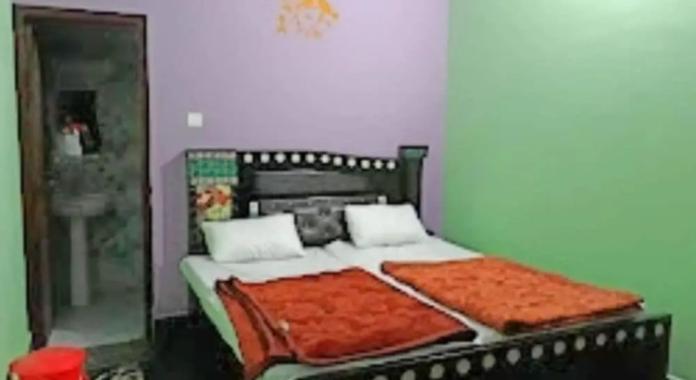 Двухместный номер Deluxe Goroomgo Shrigangalok Uttarkashi