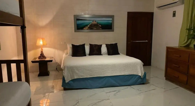 Четырёхместный семейный номер Standard с балконом Cabañas Luxury