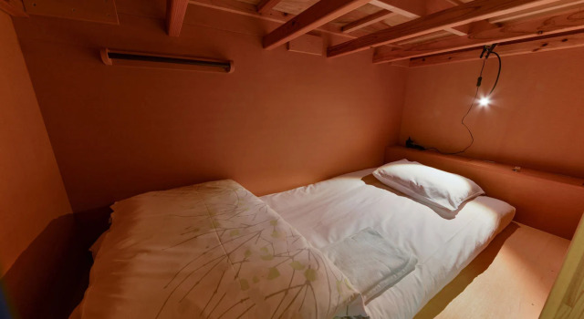 Bed in Dorm Iikane Palette