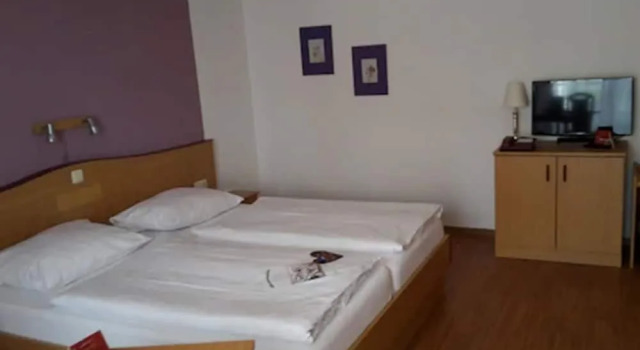 Ferien- und Aktivhotel zum Arber, Varaa Hotelli Hotellit Baijeri pysäköinnillä, Pysäköinti