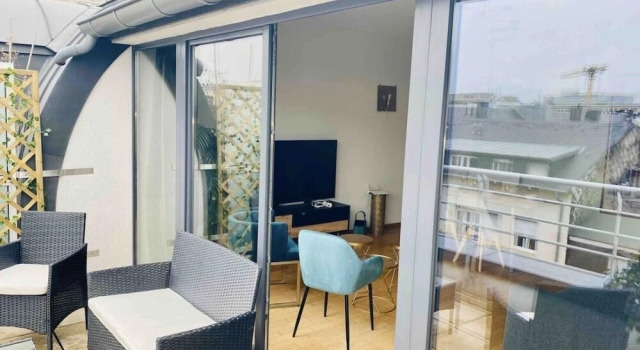Номер Luxury Large Retro Chic Flat 100m2 in City Center - Parking