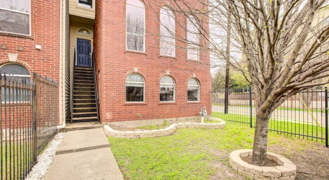 Downtown Houston Townhome w/ City Views!