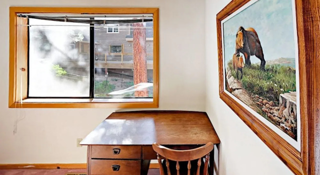 4BR South Lake Tahoe Multi Level House by RedAwning