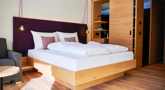 Wellness und Brunch Hotel MorgenZeit beheizter Naturteich Genuss Frühstück bis 13 Uhr Hochkönig Sommercard, Забронировать Отель Мария-Альм High King Mountain