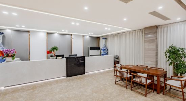 Qianshan Henghua Hotel (Xuehu Lake Historical and Cultural Zone · Mount Tianzhu Station Branch)