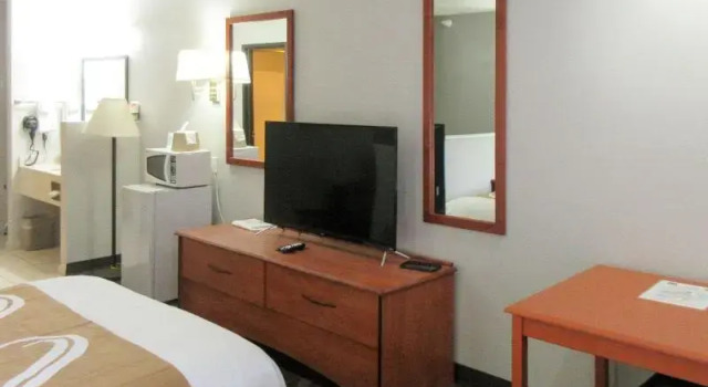 Номер Standard Quality Inn & Suites Salina National Forest Area