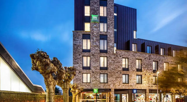 Люкс ibis Styles London Seven Kings (Opening November 2020)