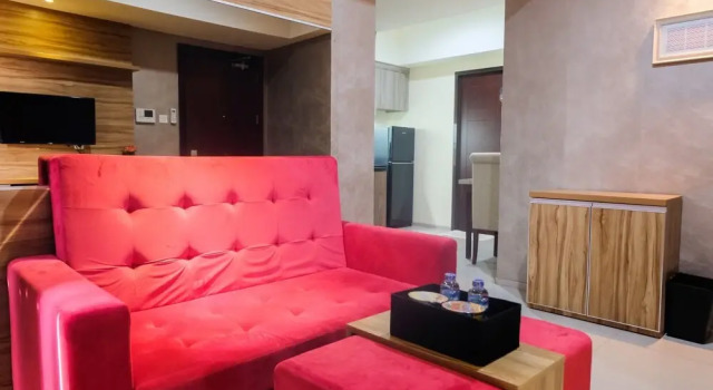 Modern Furnished 1 BR @ The Accent Condominium Apartment, Book Apartment Hotels in South Tangerang with a Pool, Swimming Pool