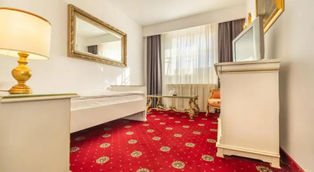 Полулюкс Standard Hotel Imparatul Romanilor Hotel & SPA