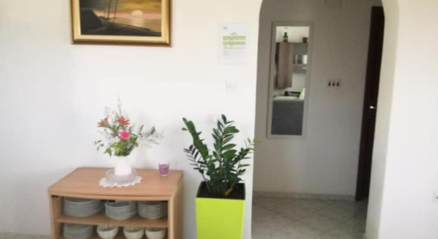 Apartment Nansi, Varaa Huoneisto Hotellit Split-Dalmatia pysäköinnillä, Pysäköinti