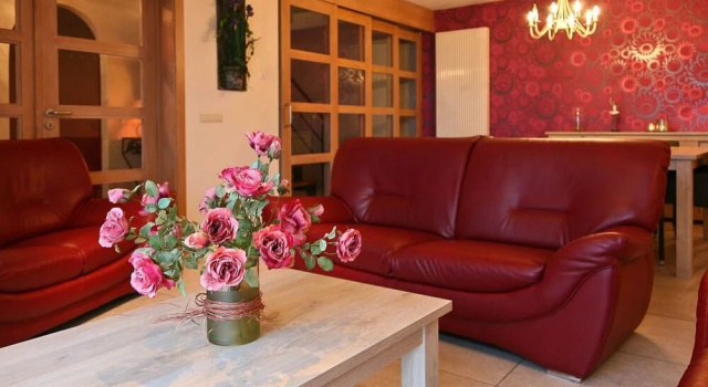 Stunning Holiday Home With Sauna in Neufchateau