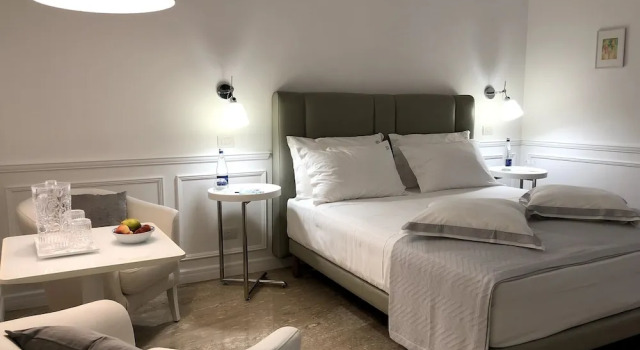 Guest House Bedroom - Procida