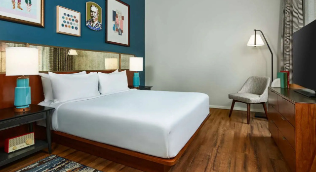 Люкс Deluxe The Untitled Nashville Hotel, Tapestry Collection by Hilton