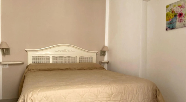 Sole, the apartment with a very nice balcony-Sole