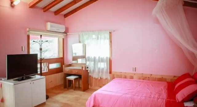 J&J Pension, Boek Appartement Hotels in Gangwon-Do met parkeren, Parkeren