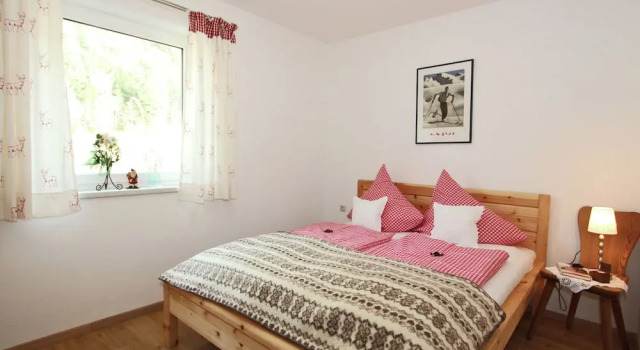 Beautiful Apartment in Maurach With Garden