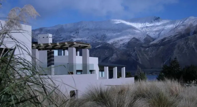Tiritiri Lodge House