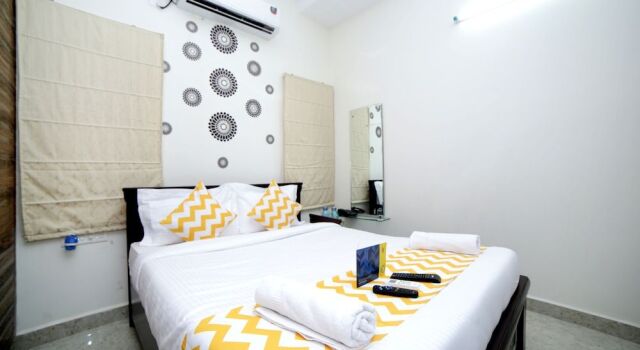 FabHotel Hallmark Inn Kukatpally