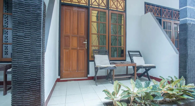OYO 1929 Senggigi Hill View Homestay Syariah, Забронировать Отель Отели Сенггиги с парковкой, рядом с Batu Bolong Temple, Парковка