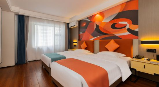 Люкс Liangzhi Huipin Hotel (Jiefang West Road, Haikou Qilou Old Street)