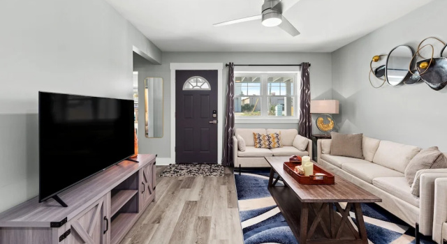 Апартаменты Welcome to Dolphin Fun A! BRAND NEW Duplex! Walk to the Beach
