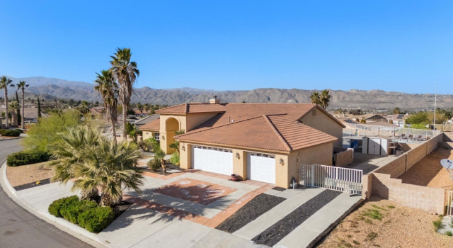 Коттедж Casa Selecta - Pool, Hot Tub & Desert Skies 4 Bedroom Home