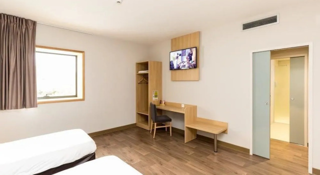 B&B HOTEL Longwy Porte du Luxembourg, Rezervați Bed and Breakfast Longwy 