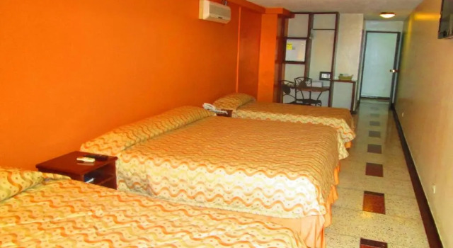 Четырёхместный номер Standard Hotel Portobelo Convention Center