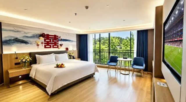 Deluxe Suite Yiheyuan Hotel