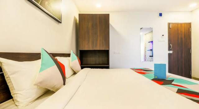 Номер Deluxe FabExpress Classic Residency