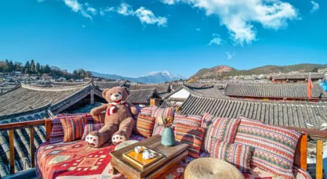 Lijiang pure sunshine · panoramic view of the ancient city and snow mountain, Забронировать Отель Лицзян Юньнань, рядом с Улица Сквер-стрит Древнего города Даянь