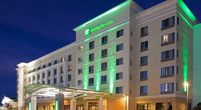 DoubleTree by Hilton Denver International Airport