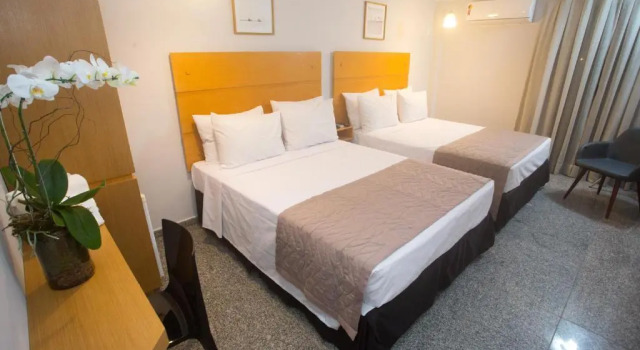 Четырёхместный номер Deluxe Regency Copacabana Hotel