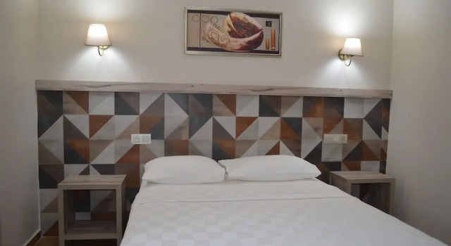 Одноместный номер Standard с балконом Megas Hotel