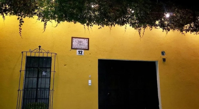 Hotel Casa del Cerro, Book Hotel Hotels in Zacatepeques with Parking, Parking