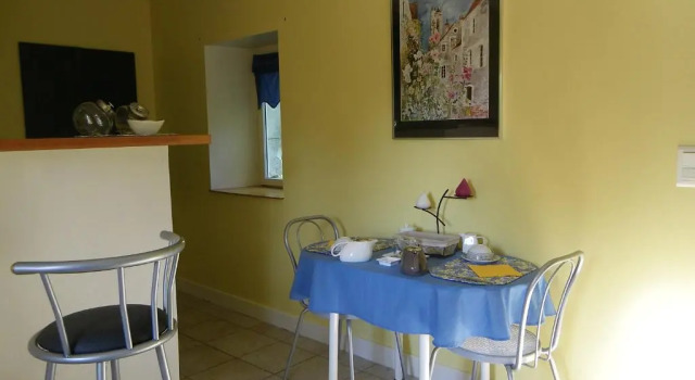 La Petite Varenne, Book Hotel Turny 