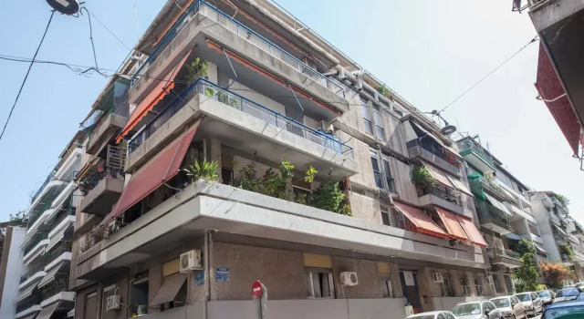 Stylish 1 Bd Apt w Balcony in Petralona, Забронировать Апартаменты/квартира Афины Острова Саронического залива - Аттика, рядом с Холм Филопаппос
